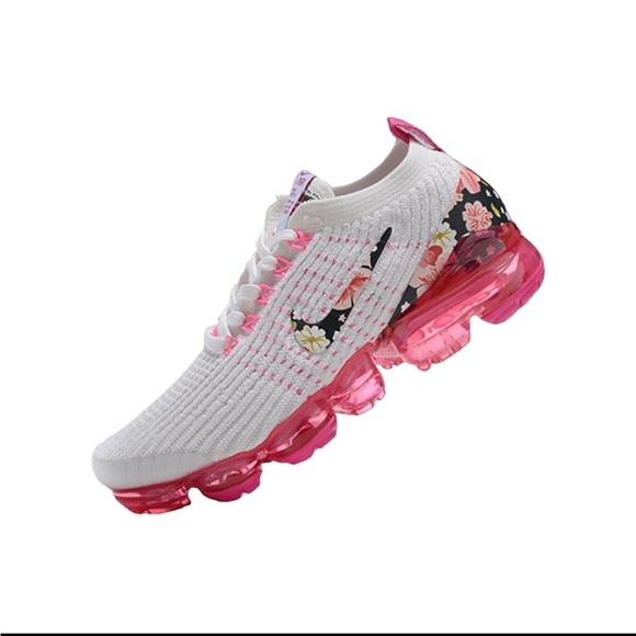 custom vapormax nike